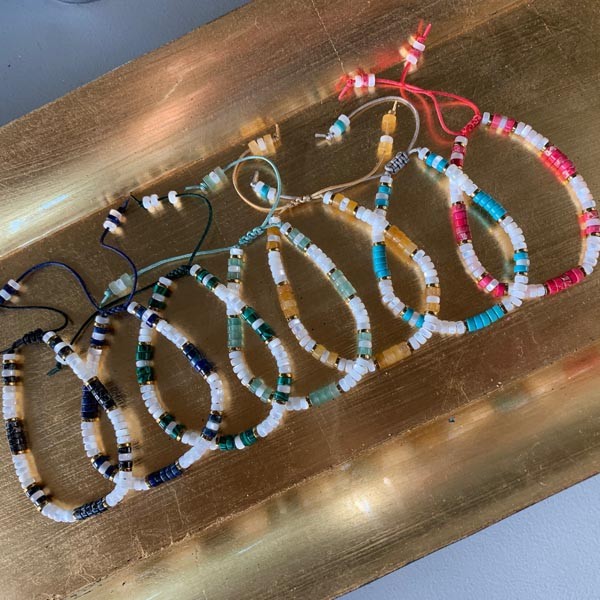 White mother-of-pearl and turquoise Heishi bracelet