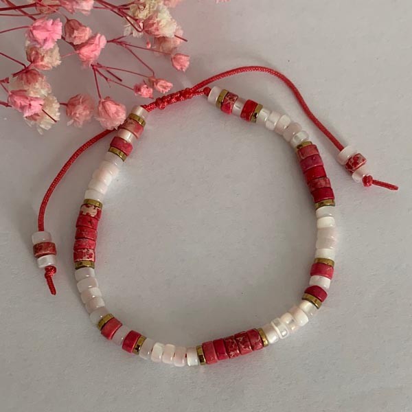White mother-of-pearl and pink jasper Heishi bracelet