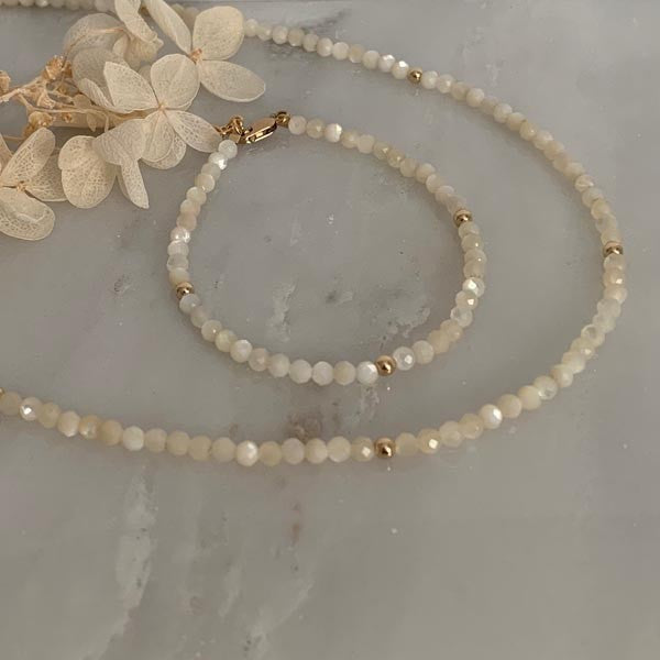 Gold plated white mother-of-pearl bracelet