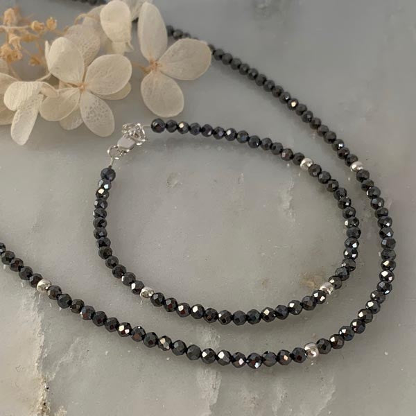 Hematite silver necklace
