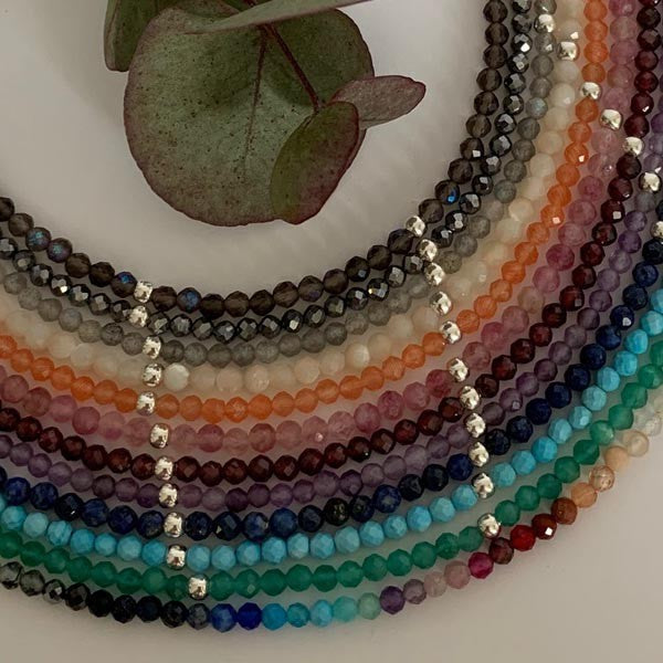 White mother-of-pearl silver bracelet