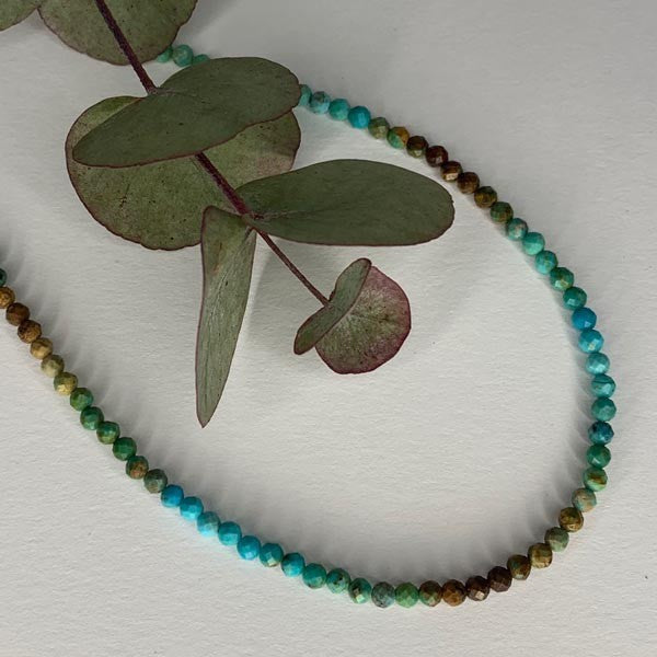 Light turquoise silver necklace