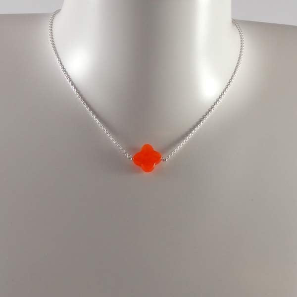Collier chaine argent pierre croix facetée