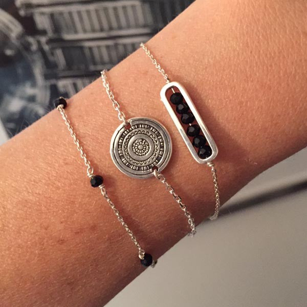 Bracelet chaine argent motif petite médaille ethnique