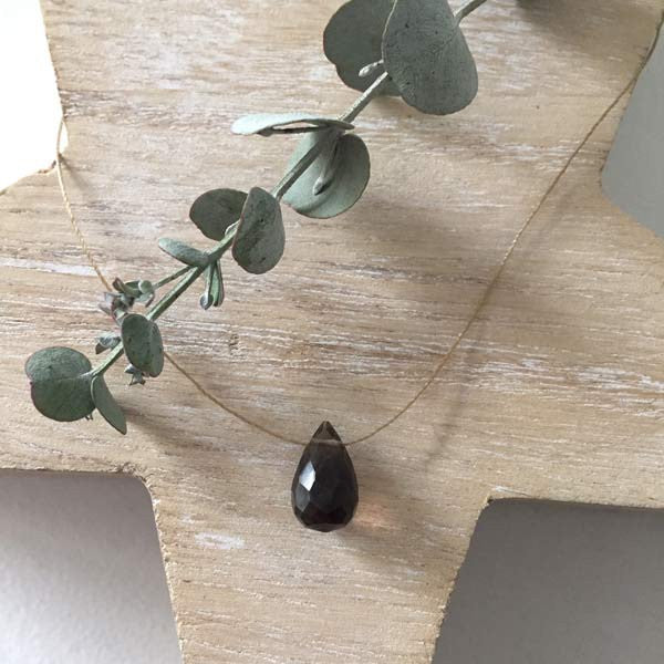 Collier cordon goutte quartz fumé facettée