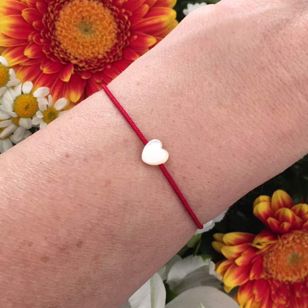 Children's bracelet mini white mother-of-pearl heart