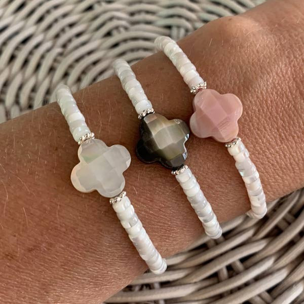 Heishi bracelet with white mother-of-pearl cross and pearls