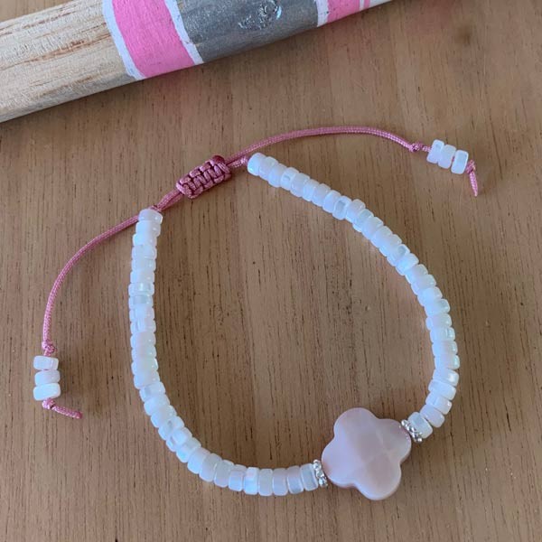 Heishi bracelet with pink mother-of-pearl cross and pearls
