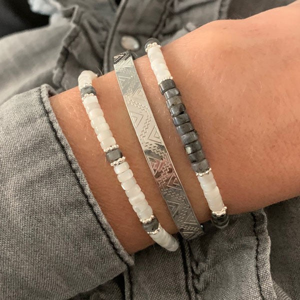 Bracelet Heishi labradorite noire et nacre blanche