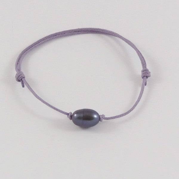 Bracelet cordon perle d'eau douce noire ovale