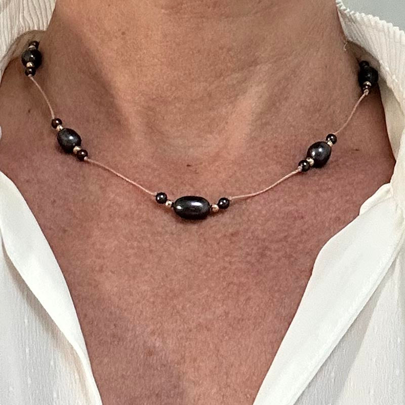Collier cordon 7 perles ovales noires