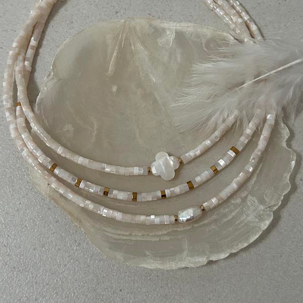 White mother-of-pearl Heishi necklace
