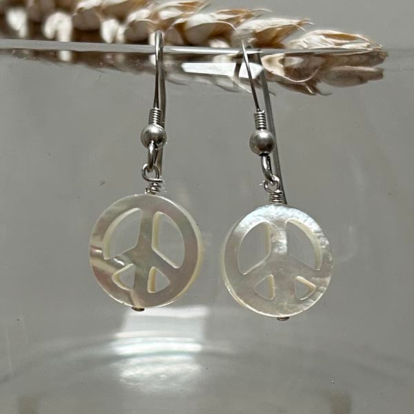 Gold plated black and white pearl earrings