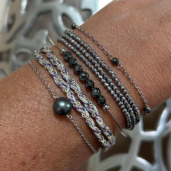 Fine silver bangle bracelet 7 hematite