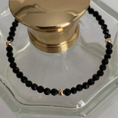 Gold plated bracelet with onyx