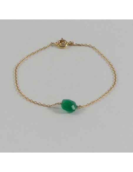 Bracelet chaine plaqué or mini pierre carrée facetées onyx verte