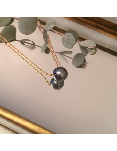 Collier chaine plaqué or perle d'eau douce gris foncé ronde baroque