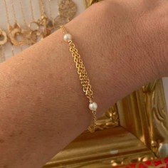 Bracelet chaine plaqué or triple chainettes petites perles d'eau douce blanches