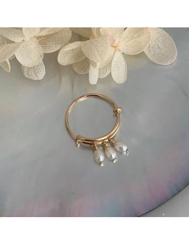 Gold filled thin ring with 3 white...