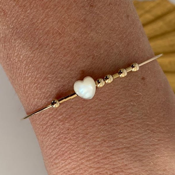 Thin gold filled bangle bracelet Amour blanc