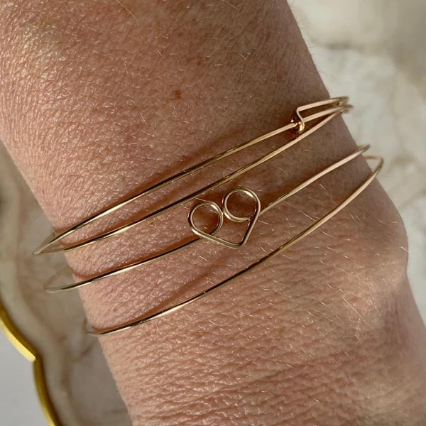 3-band bracelet in fine gold filled with hearts