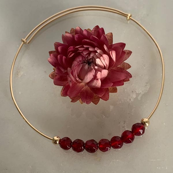 Fine gold filled bangle bracelet 7 red agate