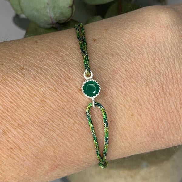 Green onyx cord bracelet