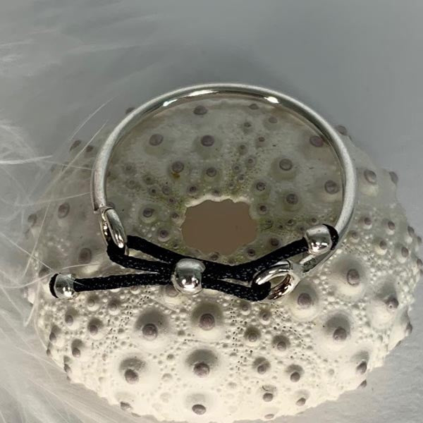 Silver bangle ring