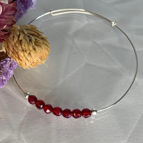 Fine silver bangle bracelet 7 red agate