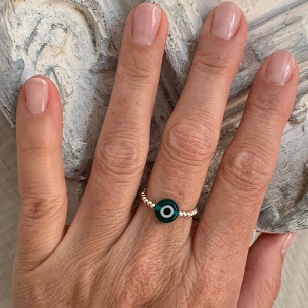 Mini silver pearl ring with duck green eye 