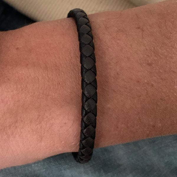 Black and brown braided men's bracelet