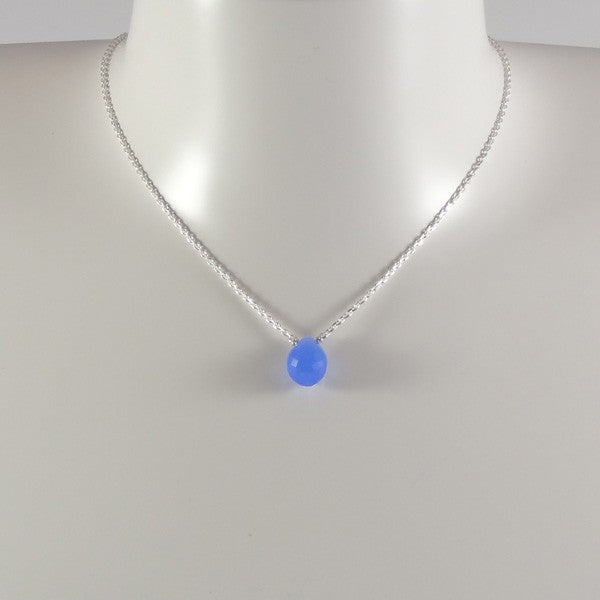 Silver chain necklace with faceted blue agate stone drop