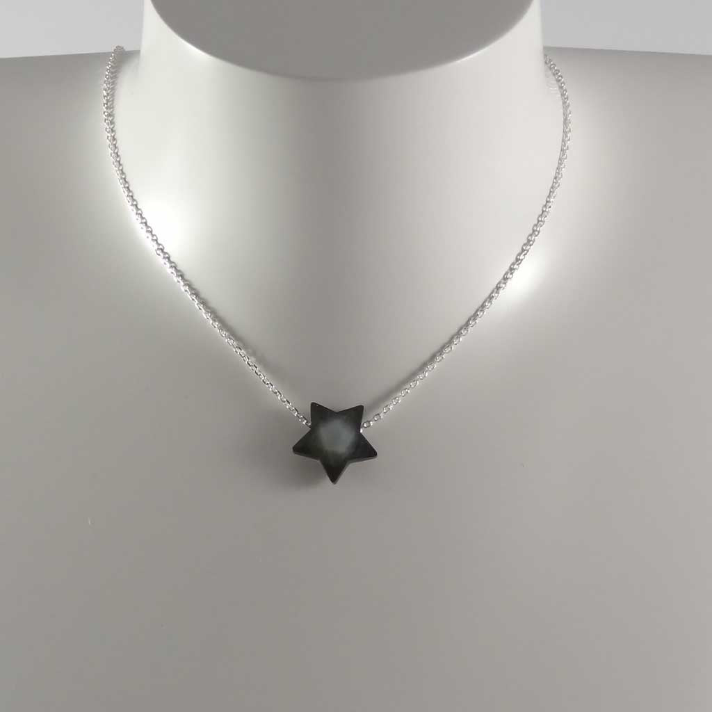 Collier chaine argent moyenne Etoile nacre grise 