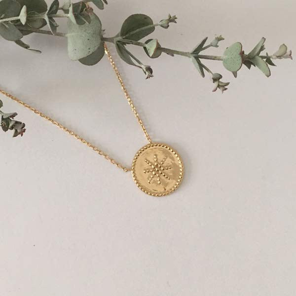 Gold plated chain necklace with star beaded disc