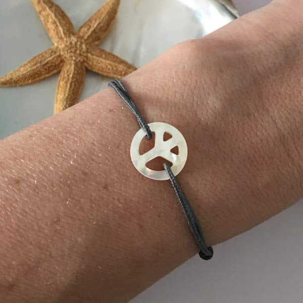 Children's bracelet, small peace &amp; love, white mother-of-pearl