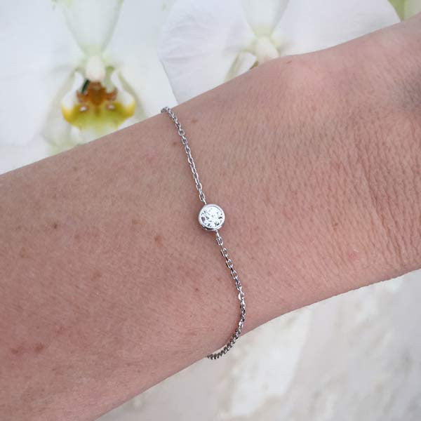 Silver chain bracelet with small zircon