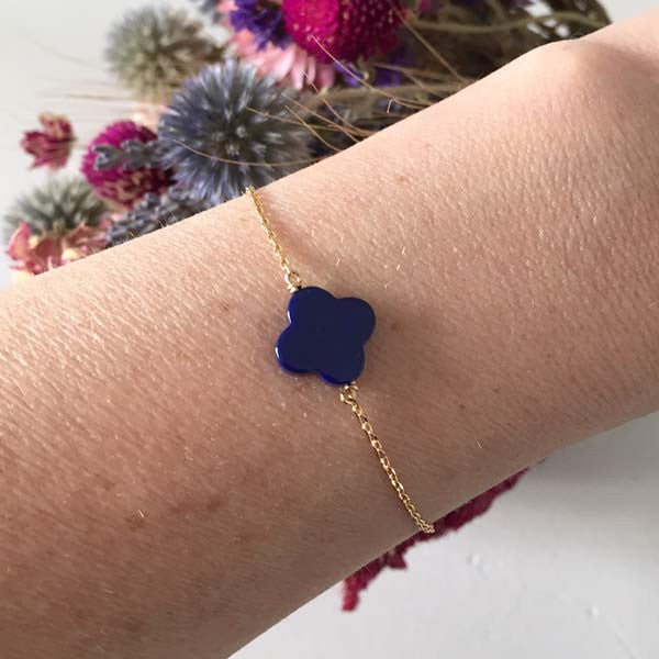 Gold plated chain bracelet with lapis lazuli cross