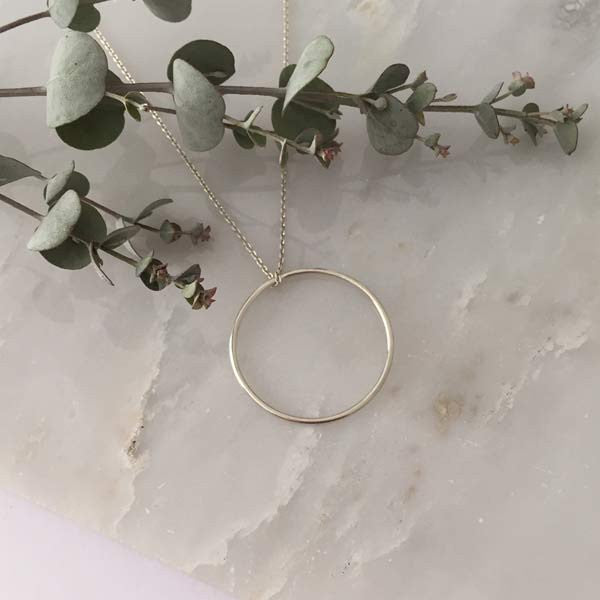 Small ring silver chain necklace