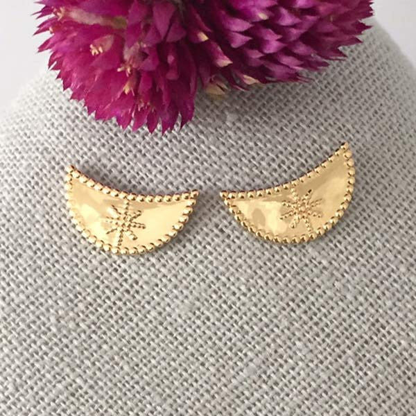 Gold plated half moon earrings 