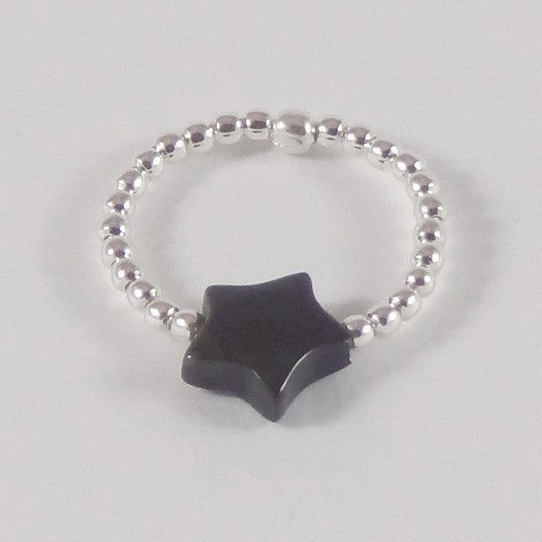 Mini silver pearl ring with onyx star