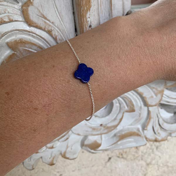 Silver chain bracelet with lapis lazuli cross