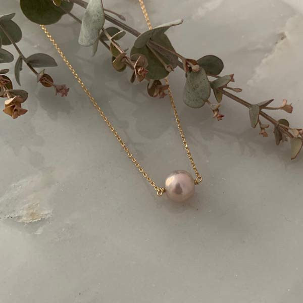 Gold plated chain necklace with pink freshwater pearl 