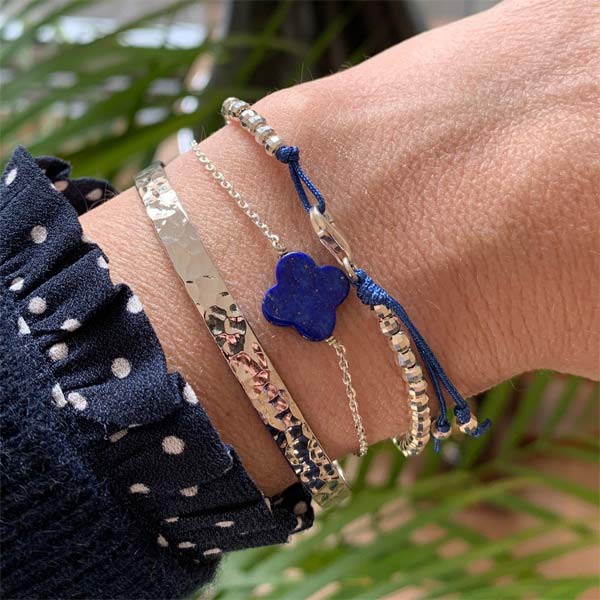 Silver chain bracelet with lapis lazuli cross