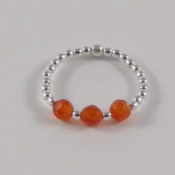 Mini silver pearl ring with 3 small carnelians