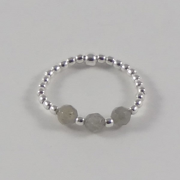 Mini silver pearl ring with 3 small labradorites