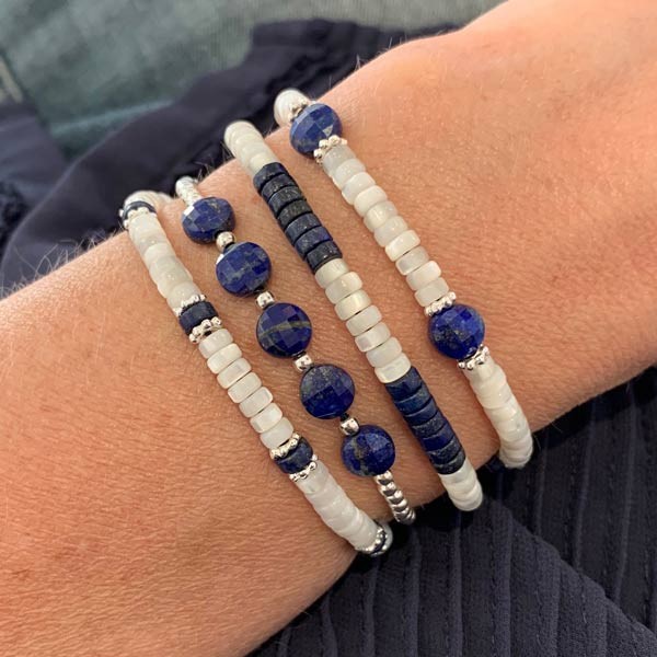 Heishi bracelet with white mother-of-pearl, lapis lazuli and pearls