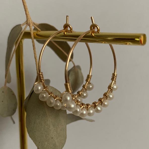 Medium hoop earrings gold plated white freshwater pearls 