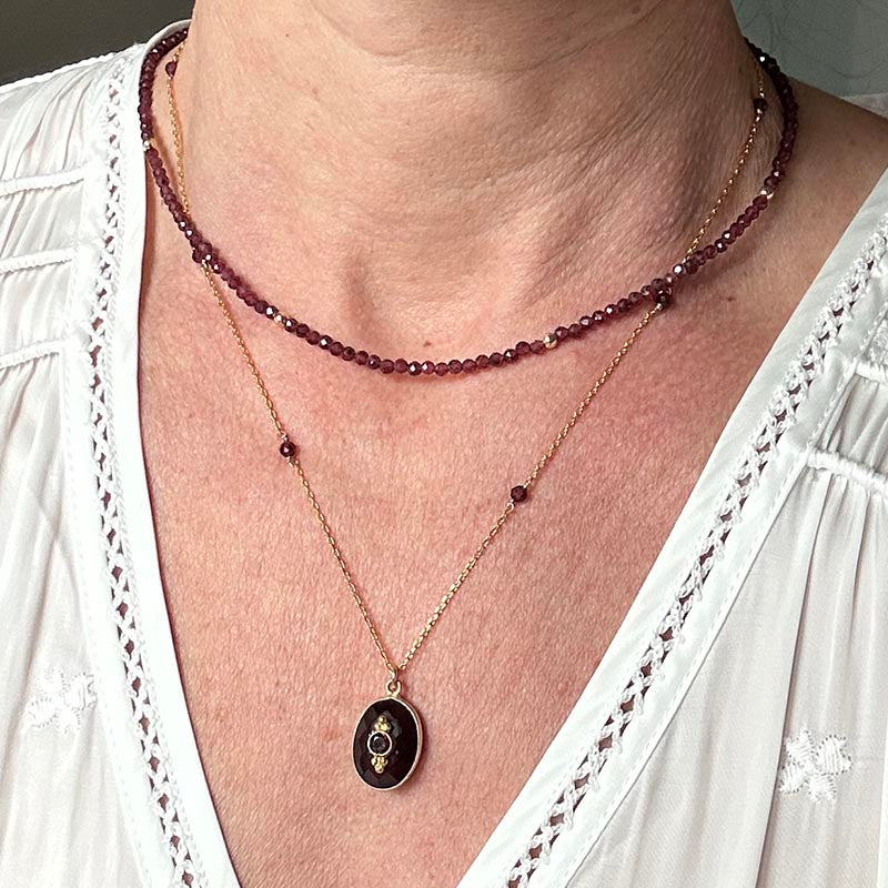 Gold plated onyx necklace 