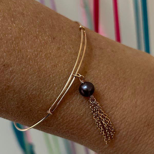 Fine gold filled bangle bracelet with black pearl beads